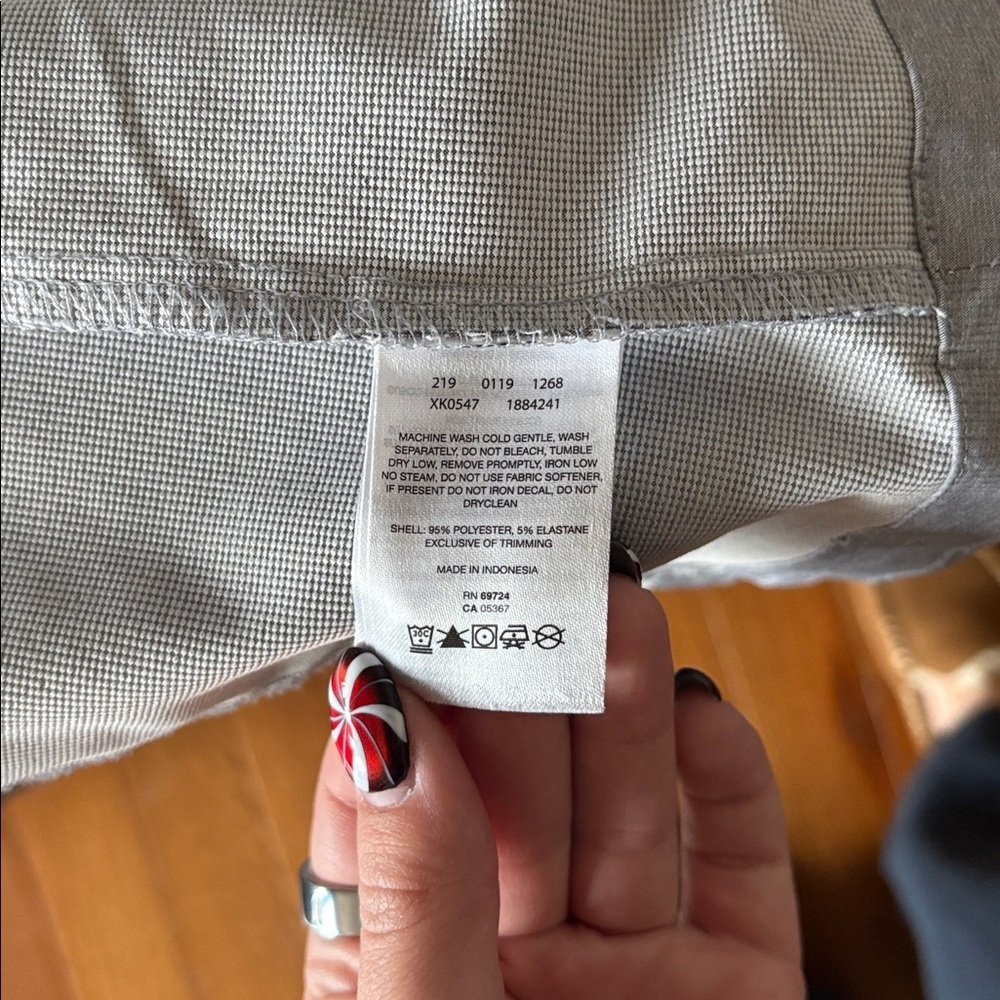 Columbia Women’s Lightweight Hooded Jacket Gray Zip Front Size M - Picture 8 of 8